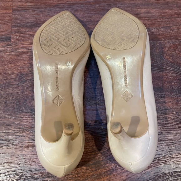 ANTONIO MELANI TAN HEELS - Picture 6 of 6